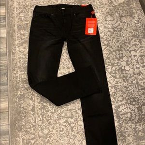 Men’s True Religion